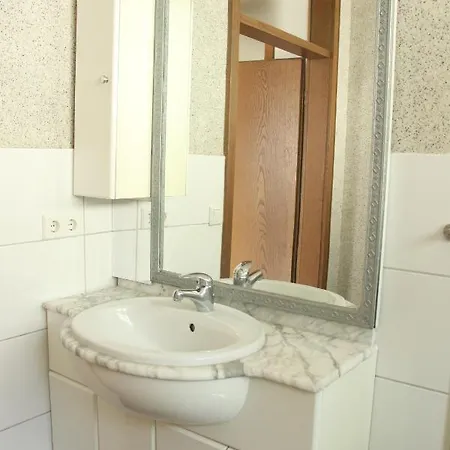 Ruhig Gelegene Wohnung Mitten Im Herzens Von Wolfhagen Exterior photo